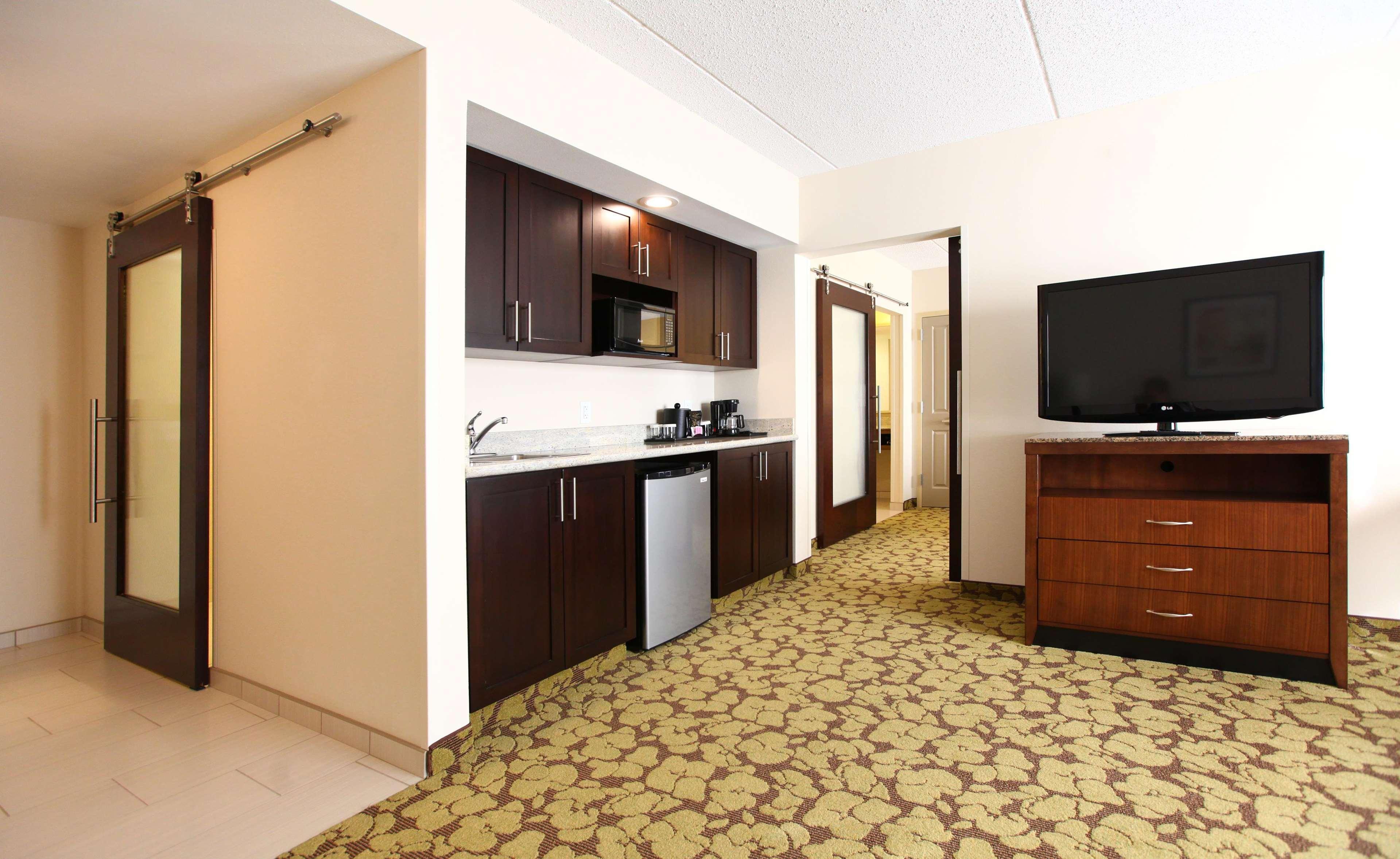 Hilton Garden Inn Olathe Exterior foto