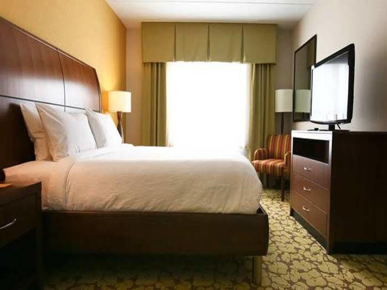 Hilton Garden Inn Olathe Exterior foto